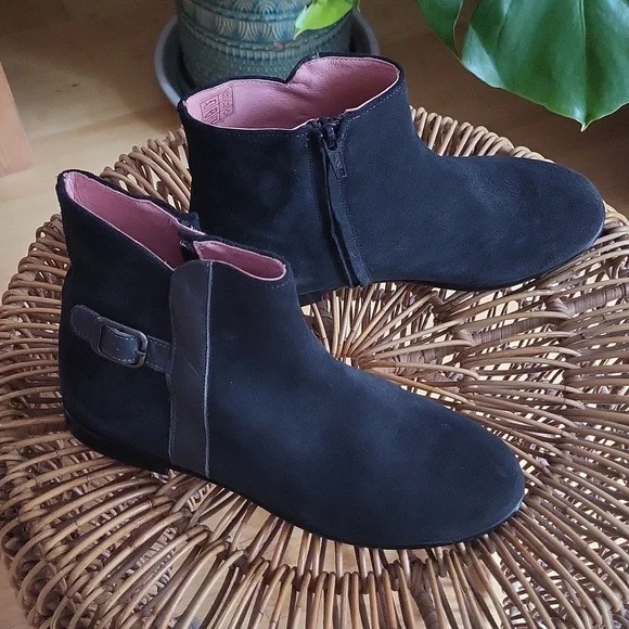 Jacadi Shoes Jacadi Paris Black Suede Short Boots Eu Size 35